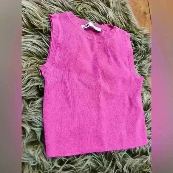 Zara Seamless Basic Tank Size S - Picture 8 of 9